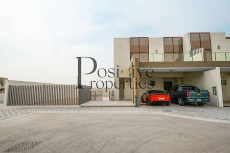 4 Bedroom Townhouse for Rent in Jumeirah Village Circle (JVC), Dubai - Immediate Rent|Corner Unit| 15 Minutes To Downtown