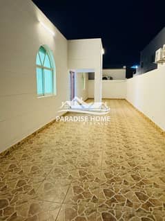 Nice Majlis Type House | 3-Bed+ 3-Bath | Private Entry and Independent Yard at Al-Shalila