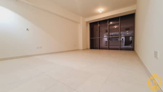 Excellent 1bhk apartment with Wadrobe and balcony 63k 4 payment + swimming pool Gym and parking at Rawdat