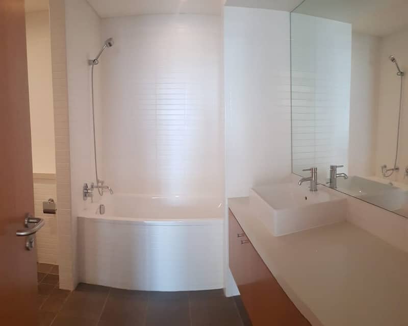 Single 1 BR Exclusive only with us 4Chq! Single 1 BR Exclusive only with us 4Chq!