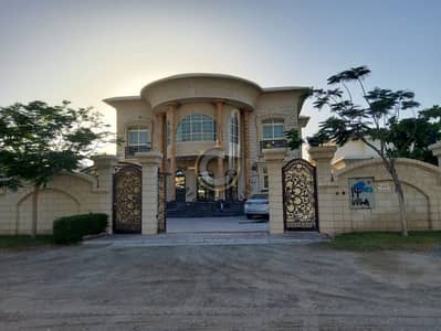 5 Bedroom Villa for Sale in Al Gharayen, Sharjah - 3. jpg