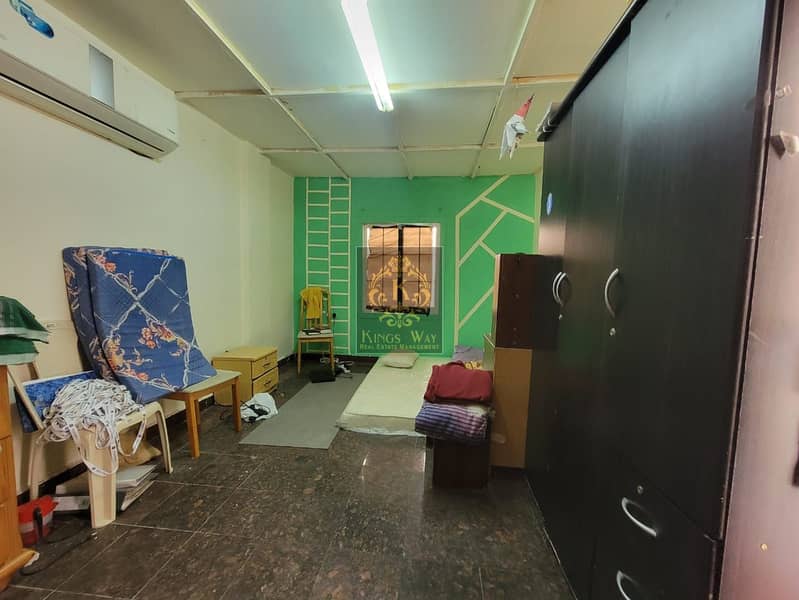 Vip studio majlis with kitchen and bath in villa at MBZ city