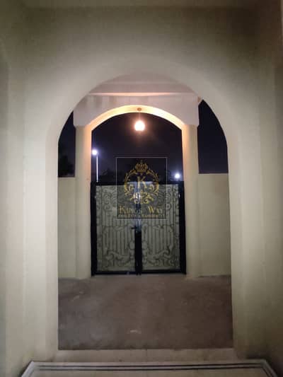 فیلا 3 غرف نوم للايجار في مدينة محمد بن زايد، أبوظبي - فیلا في مركز محمد بن زايد،مدينة محمد بن زايد 3 غرف 80000 درهم - 8827982