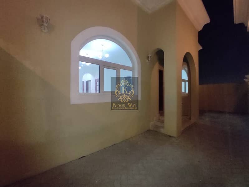 SPACIOUS! 3 BEDROOM HALL MAJLIS! WITH PRIVATE ENTERANCE! AVAILABLE IN MBZ