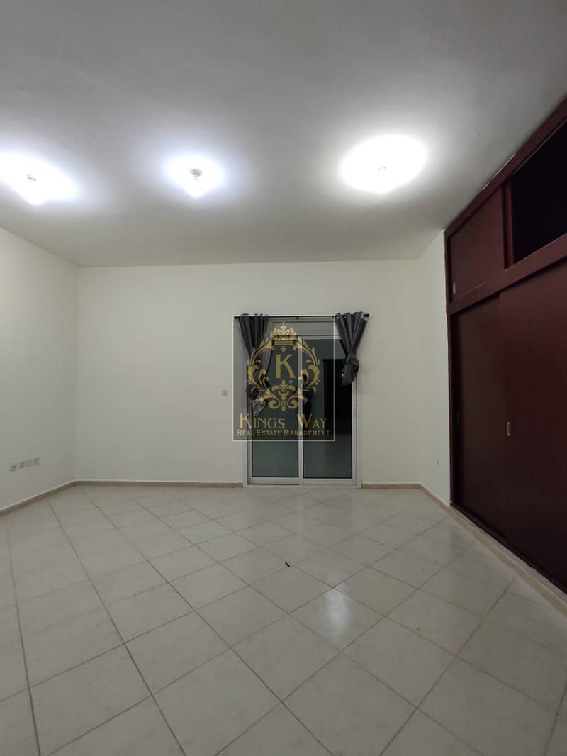 شقة في مدينة محمد بن زايد 1 غرفة 44000 درهم - 8810108