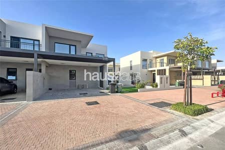 4 Bedroom Townhouse for Rent in Arabian Ranches 2, Dubai - Great Community | Vacant Now | Close to Pool