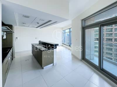 1 Bedroom Flat for Rent in Downtown Dubai, Dubai - BRIGHT AND SPACIOUS | READY TO MOVE IN | AMAZING