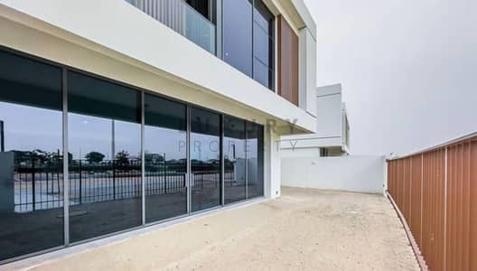 Prime Location | Vacant Now | Lagoon Access