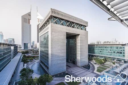 شقة 2 غرفة نوم للبيع في مركز دبي المالي العالمي، دبي - شقة في سكاي جاردنز،مركز دبي المالي العالمي 2 غرف 2154138 درهم - 8869276