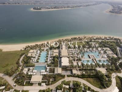 4 Bedroom Penthouse for Sale in Palm Jumeirah, Dubai - LUXURY SIGNATURE PENTHOUSE | DUAL VIEWS | POOL