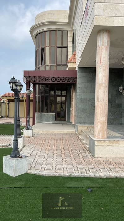 For rent a villa in the Emirate of Sharjah, Sharqan area A very special location, a corner on two streets