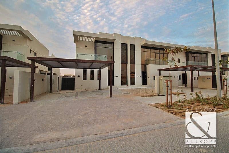 Vacant | Maids Room | End Unit | 3 Bed Vacant | Maids Room | End Unit | 3 Bed