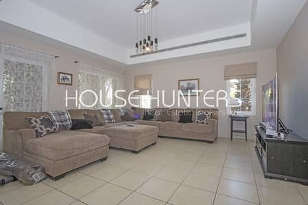 Stunning C1 with large private pool Stunning C1 with large private pool
