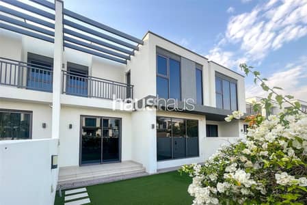 4 Bedroom Townhouse for Sale in Dubai Hills Estate, Dubai - Main green belt | 3M | Multiple options |