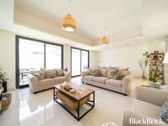 Aster | Spacious 4bed | Impeccable Condition