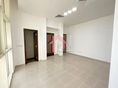 5 Bedroom Penthouse for Sale in Al Reem Island, Abu Dhabi - Massive Modern Penthouse with Full Sea View .