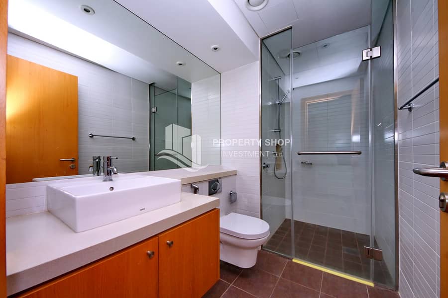 10 2-br-apartment-abu-dhabi-al-raha-beach-al-muneera-al-rahba-bathroom. JPG