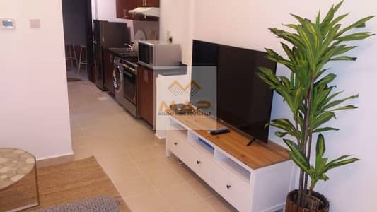 Studio for Rent in Dubai Marina, Dubai - Fully Furnished Studio Apartment for Rent in Dubai Marina | Low Floor with Balcony | Vacant | Ready to Move in | Excellent Amenities