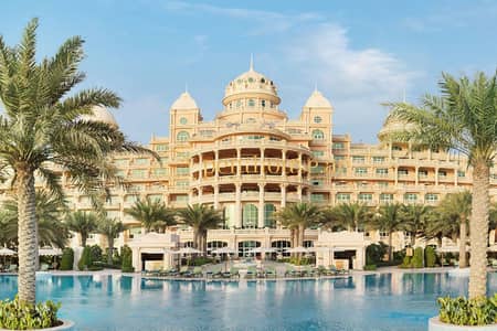 5 Bedroom Apartment for Sale in Palm Jumeirah, Dubai - High Luxury Apartment | Panoramic Sea Views