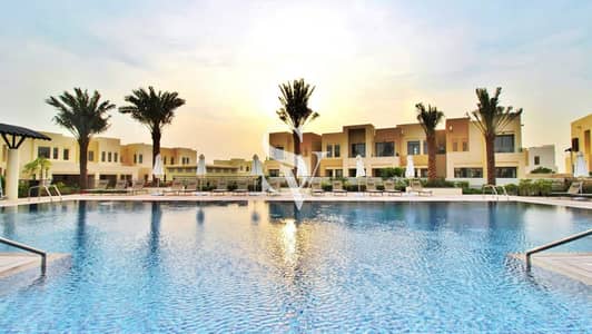 3 Bedroom Townhouse for Sale in Reem, Dubai - Vacant | Close to Pool and Park | Type J