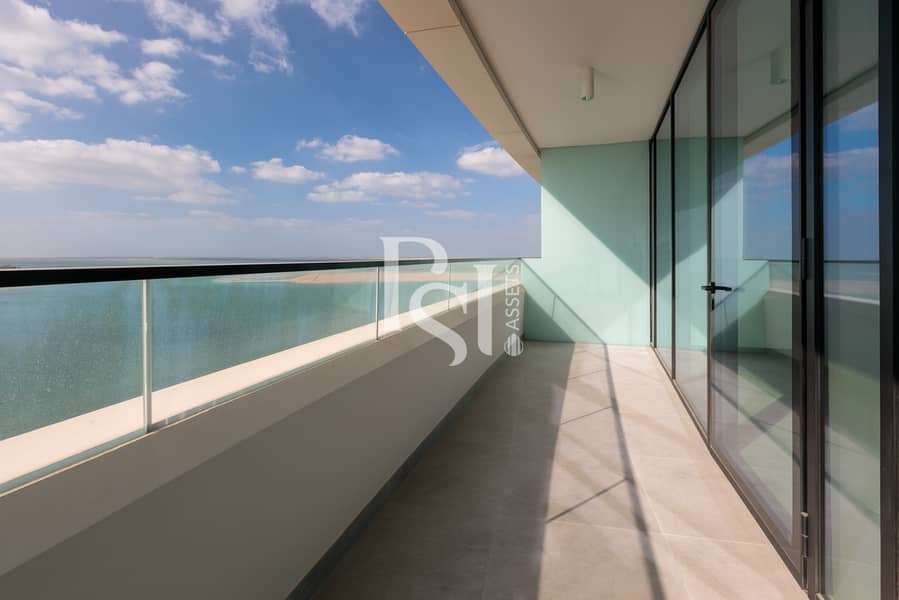 2 al-raha-beach-sail-tower-abudhabi-balcony-view (2). jpg