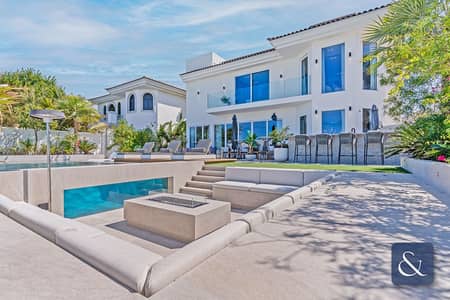 4 Bedroom Villa for Sale in Palm Jumeirah, Dubai - Atlantis and Sunset Views | Infinity Pool