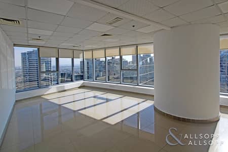 Office for Rent in Jumeirah Lake Towers (JLT), Dubai - FULLY FITTED | FURNISHED | CLOSED CABINS