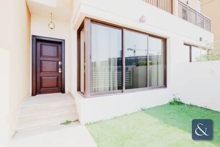 4 Bedroom Apartment for Sale in Jumeirah Village Circle (JVC), Dubai - Ready to Move In | Massive | No Commission