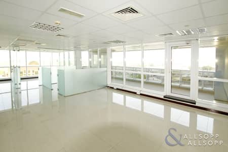 Office for Sale in Jumeirah Lake Towers (JLT), Dubai - Corner Office | Vacant | Washroom & Pantry