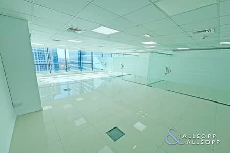 Office for Rent in Jumeirah Lake Towers (JLT), Dubai - VACANT NOW | CLOSE TO METRO | FITTED UNIT