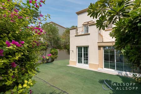 2 Bedroom Villa for Sale in The Springs, Dubai - Fully Upgraded 4E | Single Row Location