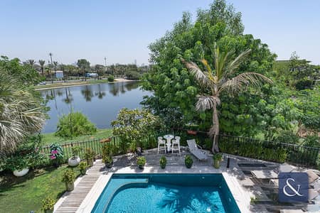 4 Bedroom Villa for Sale in Jumeirah Islands, Dubai - Exclusive | Extended Plot | Lake View