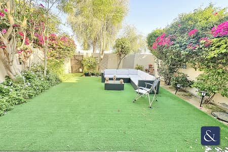 2 Bedroom Villa for Sale in Arabian Ranches, Dubai - Standard | 4M | Single Row | 2 Bedrooms
