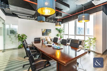 Office for Sale in Business Bay, Dubai - 2356 SQFT | 3 PARKING | CLOSE TO METRO | VACANT SEPT