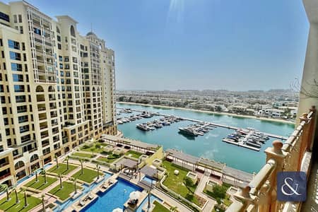 2 Bedroom Apartment for Sale in Palm Jumeirah, Dubai - Exclusive | 2 Beds | Sea View | High Floor