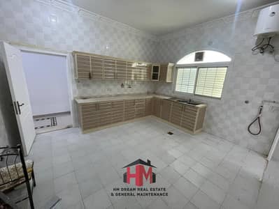 2 Bedroom Apartment for Rent in Al Shamkha, Abu Dhabi - 7dcdfd17-9291-44f0-93a5-e5e3f9374499. jpg