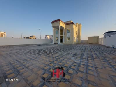 9 Cпальни Вилла в аренду в Аль Шавамех, Абу-Даби - WhatsApp Image 2024-04-18 at 1.03. 41 AM (2). jpeg