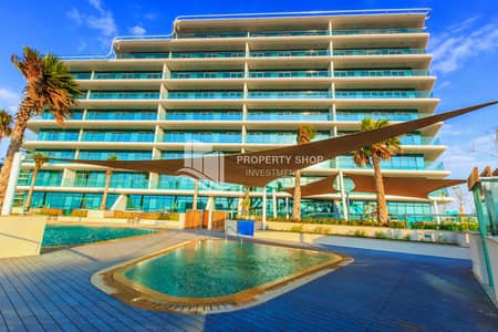 1 Bedroom Flat for Rent in Al Raha Beach, Abu Dhabi - abu-dhabi-al-raha-beach-al-bandar-al-hadeel-kids-swimming-pool-5. JPG