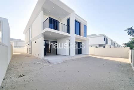 4 Bedroom Villa for Sale in Tilal Al Ghaf, Dubai - Upgraded | Open Plan Kitchen | Plot - 4,535 sq. ft