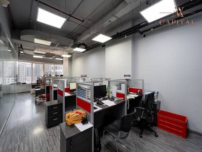 Office for Sale in Business Bay, Dubai - Bright and Spacious | Amazing View | Fitted