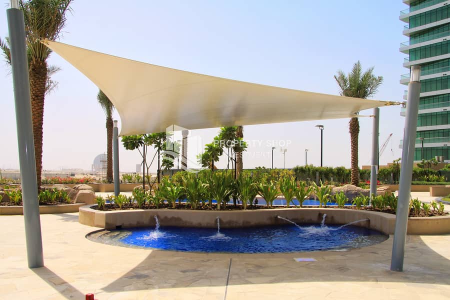 4 abu-dhabi-al-raha-beach-al-bandar-community-kids-swimming-pool-1. JPG