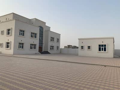 2 Cпальни Апартаменты в аренду в Аль Шавамех, Абу-Даби - Квартира в Аль Шавамех, 2 cпальни, 44000 AED - 7634007