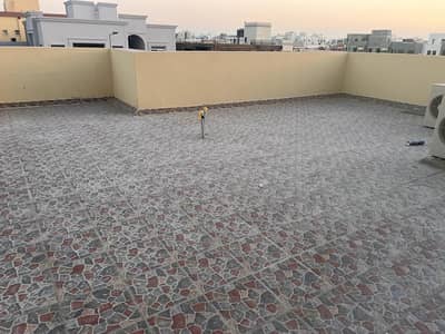 Studio for Rent in Madinat Al Riyadh, Abu Dhabi - For rent a studio for the first inhabitant with a roof in the city of South Al Shamkha, monthly 1500 dirhams