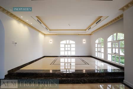 Stunning,Spacious and Upscale  5 Bedroom Villa