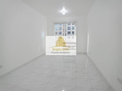 1 Bedroom Flat for Rent in Hamdan Street, Abu Dhabi - Well Maintained 1 bed apartment with Wardrobes Rent 45,000 Aed /yearly