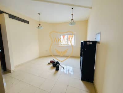 Studio for Rent in Al Qulayaah, Sharjah - iypaRhjKfrynPQU9WrqdqMovEKq7hKY1xxd1rRtH