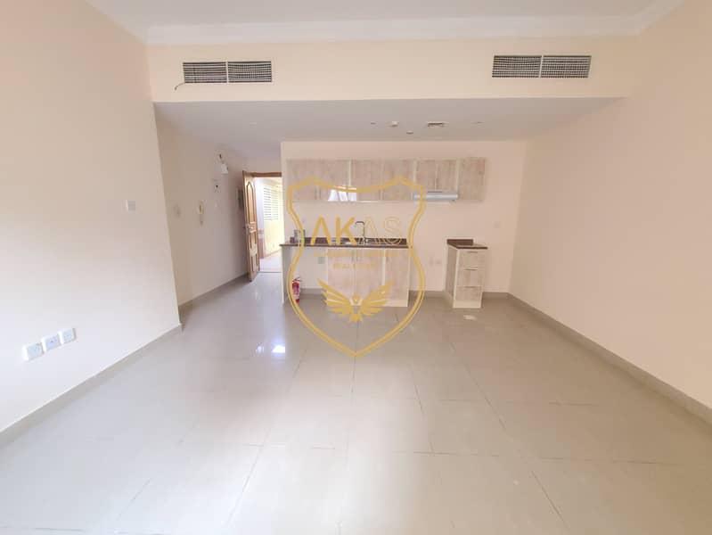 Квартира в Аль Нахда (Шарджа), 27000 AED - 8810543