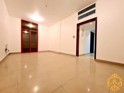 شقة 2 غرفة نوم للايجار في المشرف، أبوظبي - IMG-20240415-WA0028. jpg