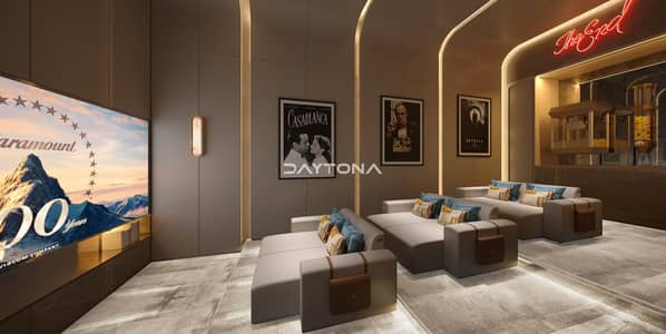 6 Bedroom Penthouse for Sale in Al Wasl, Dubai - Luxurious Sky Mansion | Canal View | Payment Plan