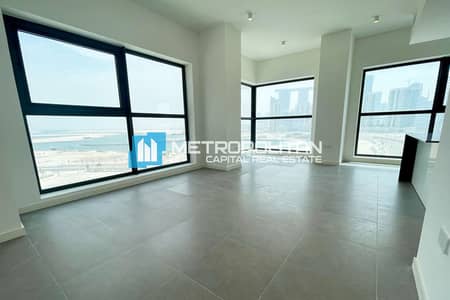 1 Bedroom Apartment for Sale in Al Reem Island, Abu Dhabi - Spacious 1BR | Vacant And Ready | Prime Location